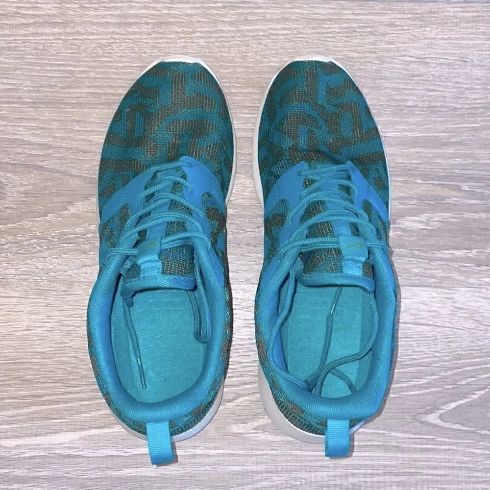 Nike Roshe One KJCRD Women’s Size 8 Military Green Emerald 705217-310 Sneaker